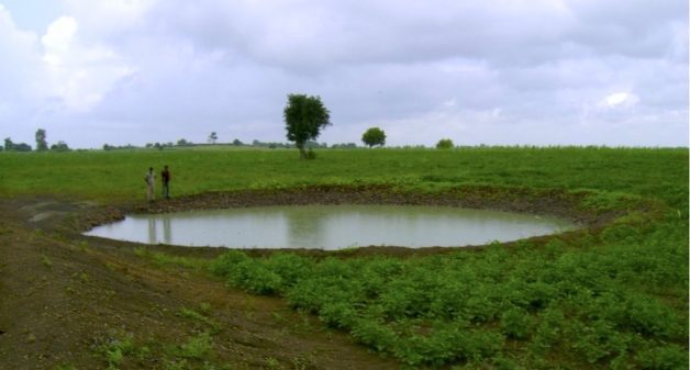 A water harvesting structure in Vidisha district of Madhya Pradesh helps farmers to increase the local farm moisture regime for both the summer and winter crops.